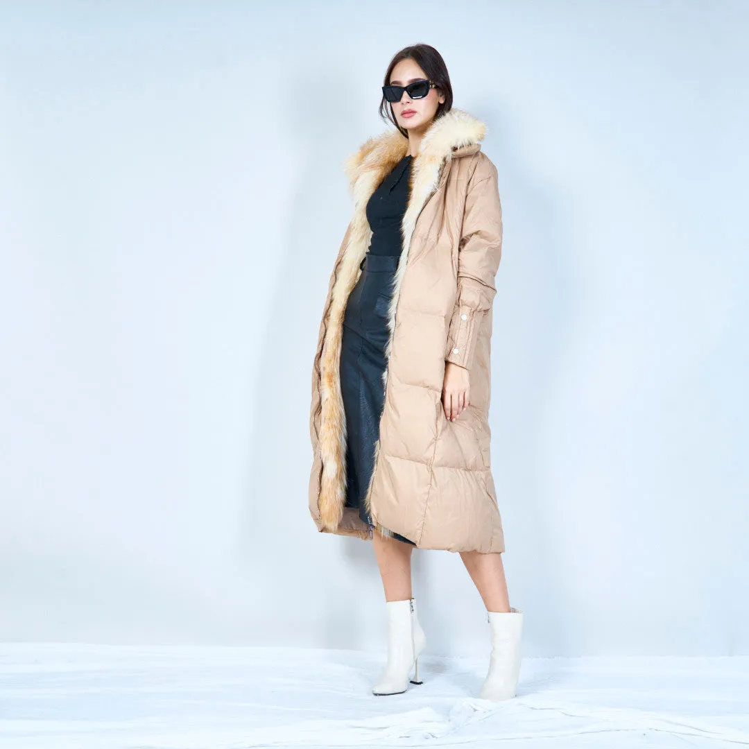 Luxe puffer duck down coat with faux fur collar wholesale