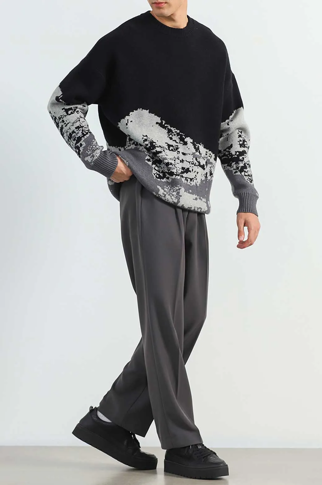 RELAXED ABSTRACT SWEATER